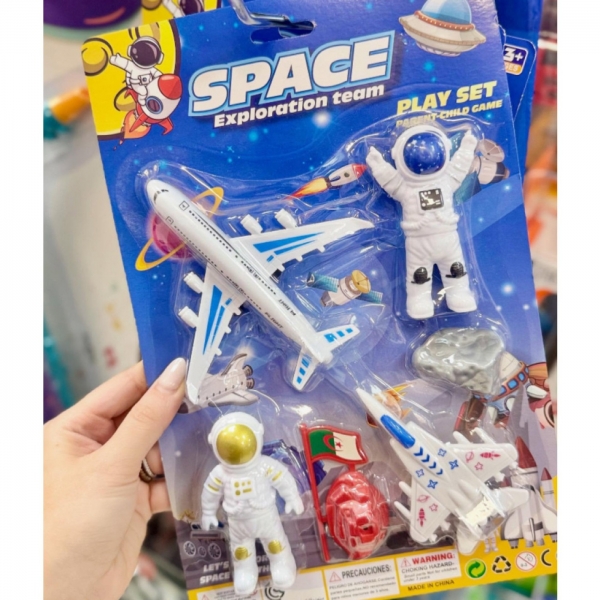 Coleção Brinquedos Galaxia Foguetes Astronautas 7 Peças