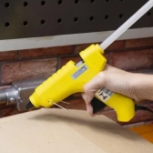 Pistola De Cola Quente Bivolt Profissional 15w 2 Bastão - 7mm