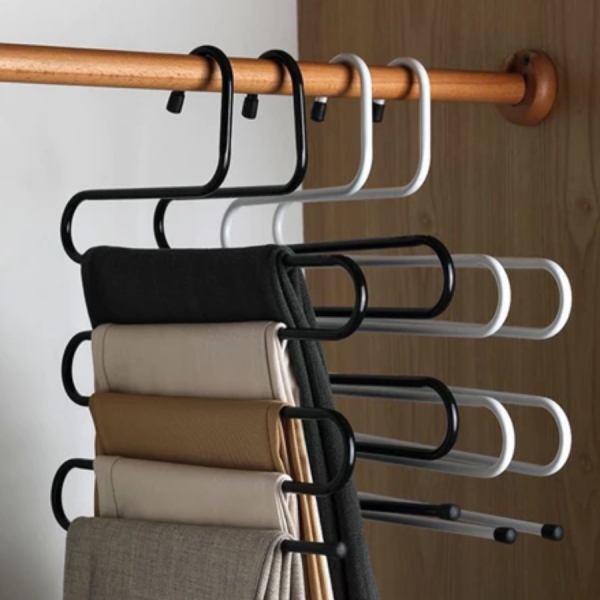 Cabide de metal em S com 5 divisórias p/ calça saia bermuda