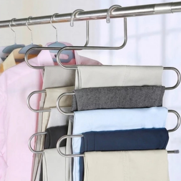 Cabide de metal em S com 5 divisórias p/ calça saia bermuda