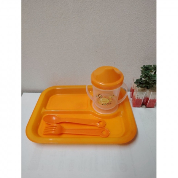 Kit Refeição Infantil Prato + Talheres + Copo