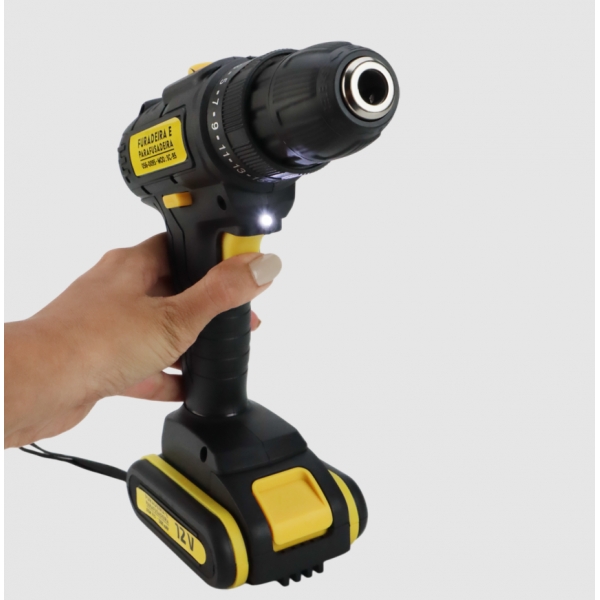 PARAFUSADEIRA E FURADEIRA 1350 RPM A BATERIA LI-ION C/ MALETA ACESSORIOS 12V -110/220V