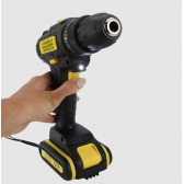 PARAFUSADEIRA E FURADEIRA 1350 RPM A BATERIA LI-ION C/ MALETA ACESSORIOS 12V -110/220V