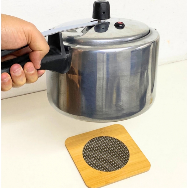 Descanso De Panelas Quadrado Madeira Protetor De Mesa Suporte Travessas Copos Cerejeira