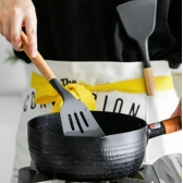 Jogo Kit 12 Peças Utensílios De Cozinha De Silicone Cabo Madeira Decoração Livre BPA