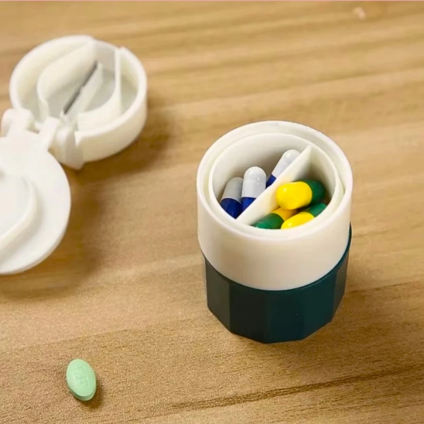 Porta Comprimido Multiuso Com Cortador E Amassador Armazenamento Duplo